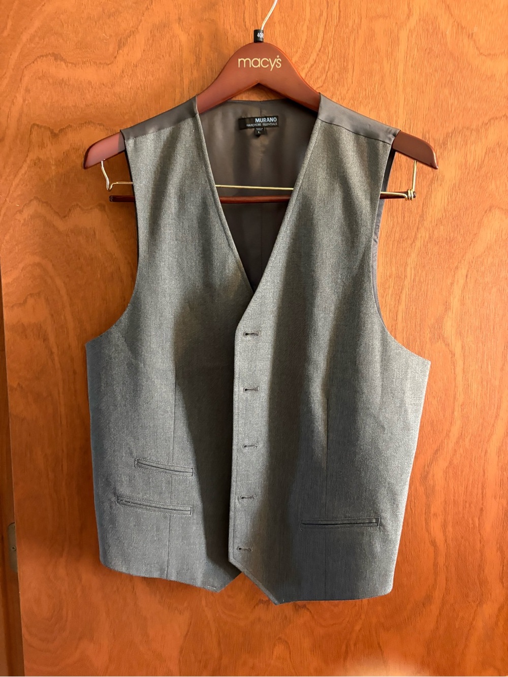 Murano essentials, five button vest